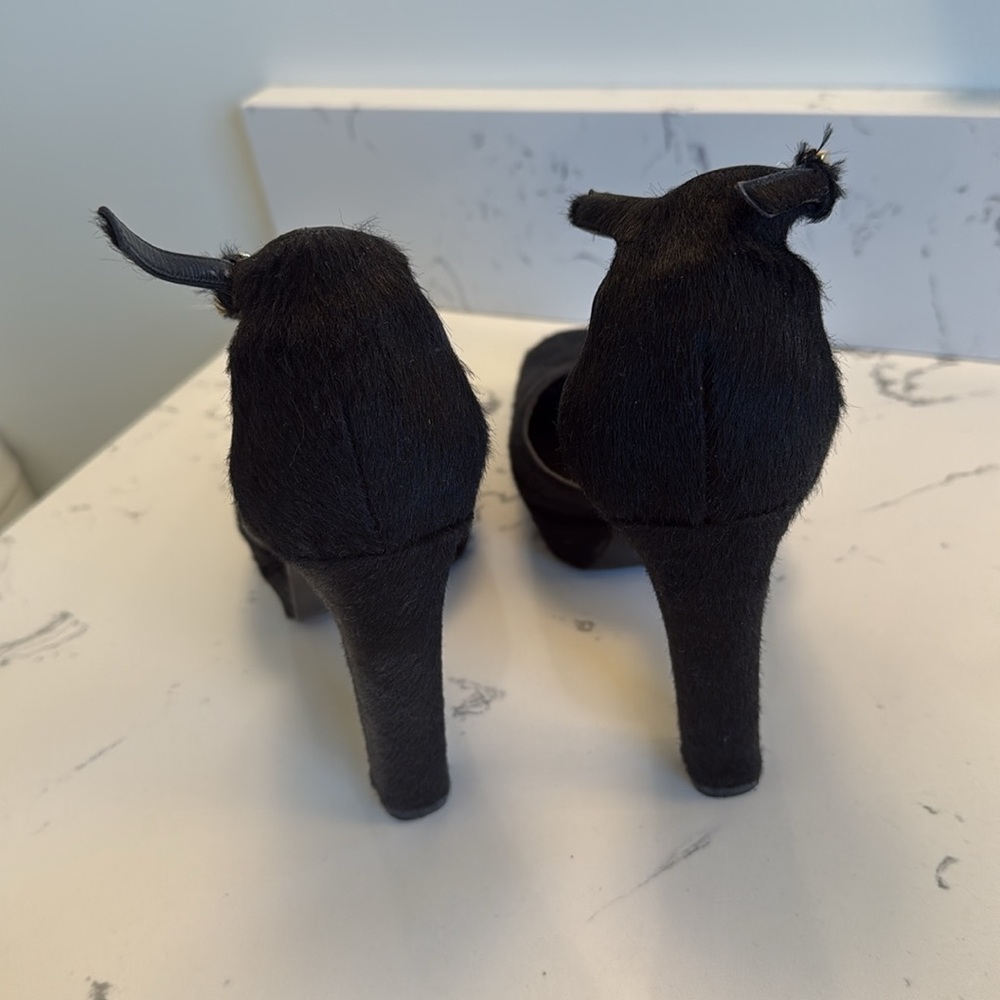 Gucci ( Tom Ford vintage) Pony hair pumps size 7.5 - Picture 2 of 4
